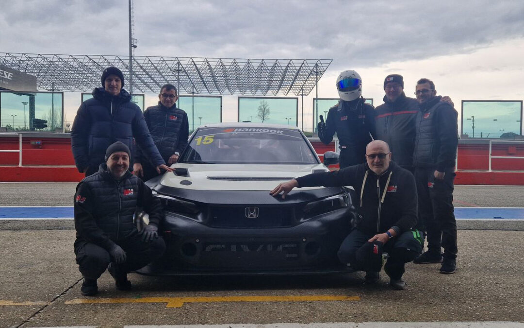 MM Motorsport punta sui giovani nel TCR Italy 2026