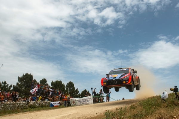 WRC il Rally Italia Sardegna celebra Tanak
