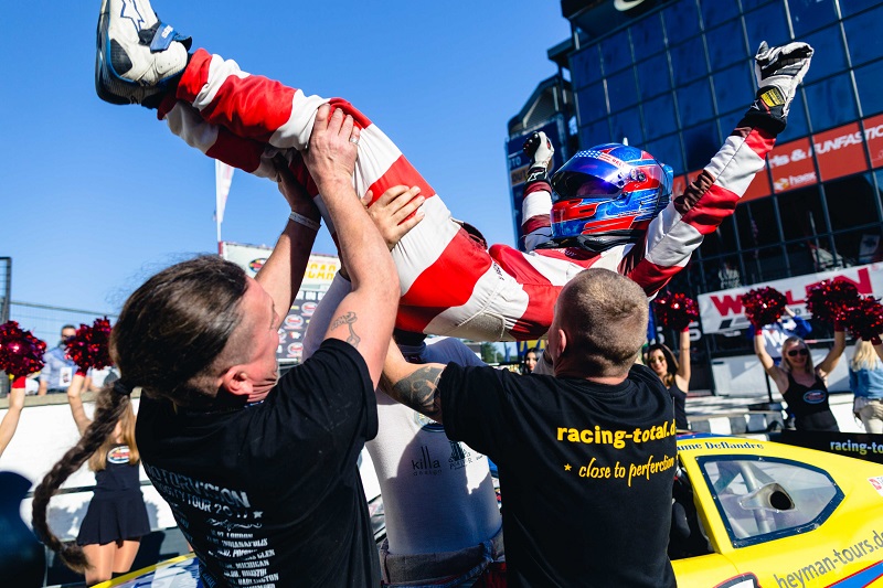 NASCAR WHELEN EURO SERIES : DEFLANDRE CONQUISTA LA PRIMA VITTORIA