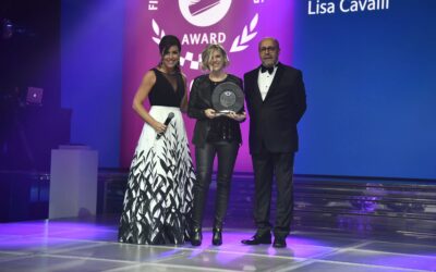 MISS BIKER CON LISA LZ CAVALLI VINCE IL FIM WOMEN AL MOTORCYCLING AWARD