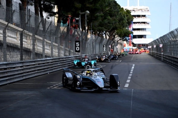 FORMULA E Vandoorne vince a Monaco