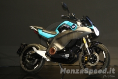 eicma_2021_225_20211128_1365682189