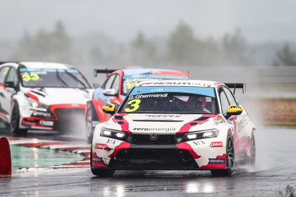TCR Eastern Europe, cuore e grinta non bastano a Ghermandi